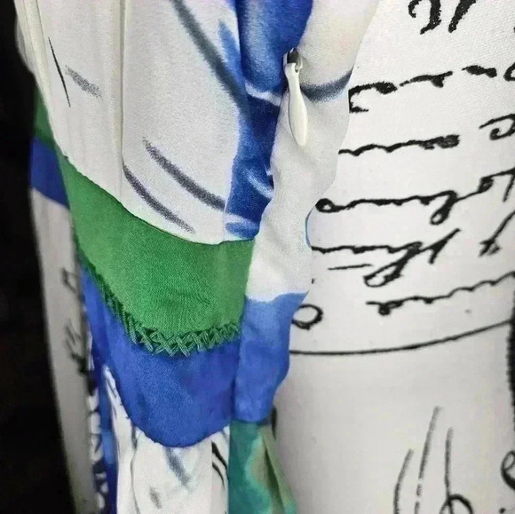 Lucy Summer Dress size medium - Picture 2 of 3